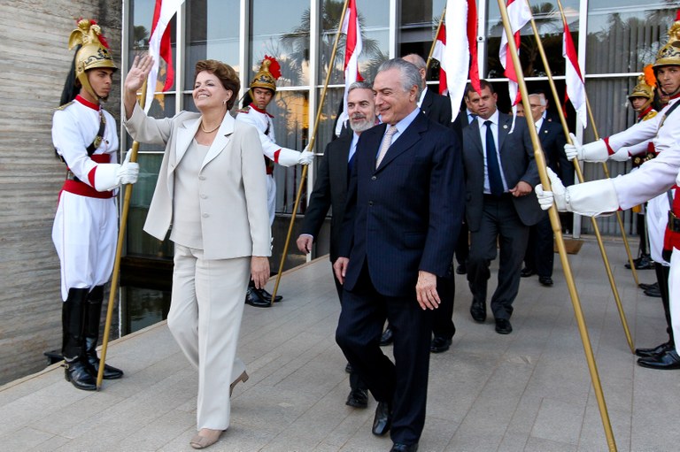 Dilma Rousseff e Michel Temer após almoço em homenagem ao presidente da Venezuela, Hugo Chávez 