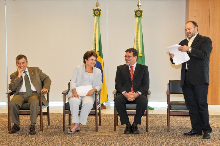 Dilma durante encontro com representantes Contag 1