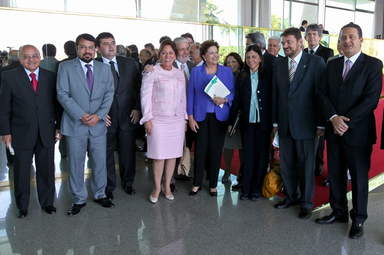 Presidenta posa para foto com governadores dos estados das regiões Norte e Nordeste 1