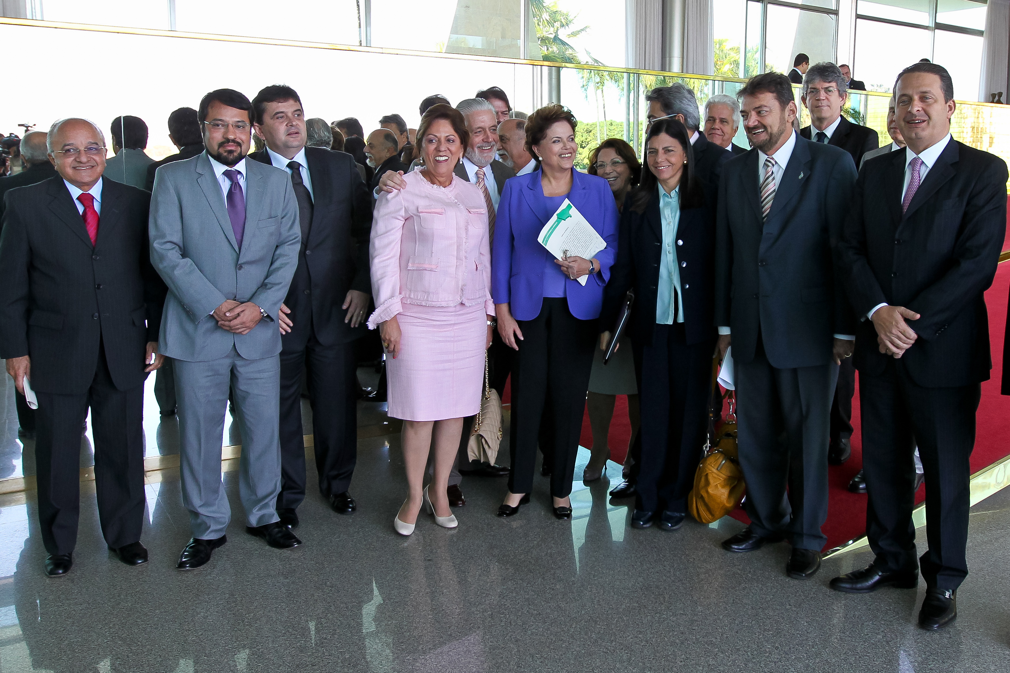 Presidenta posa para foto com governadores dos estados das regiões Norte e Nordeste 1