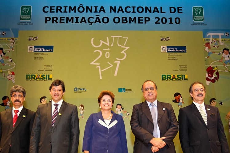 Dilma participa da cerimônia nacional de premiação