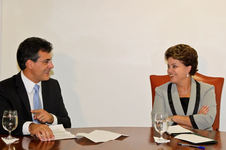 Dilma Rousseff em encontro com o governador do Paraná, Beto Richa, no Palácio do Planalto 2