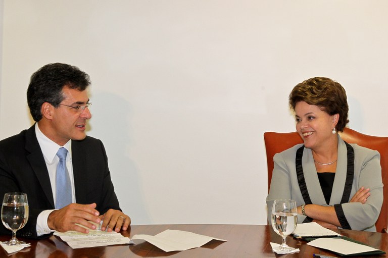 Dilma Rousseff em encontro com o governador do Paraná, Beto Richa, no Palácio do Planalto 1
