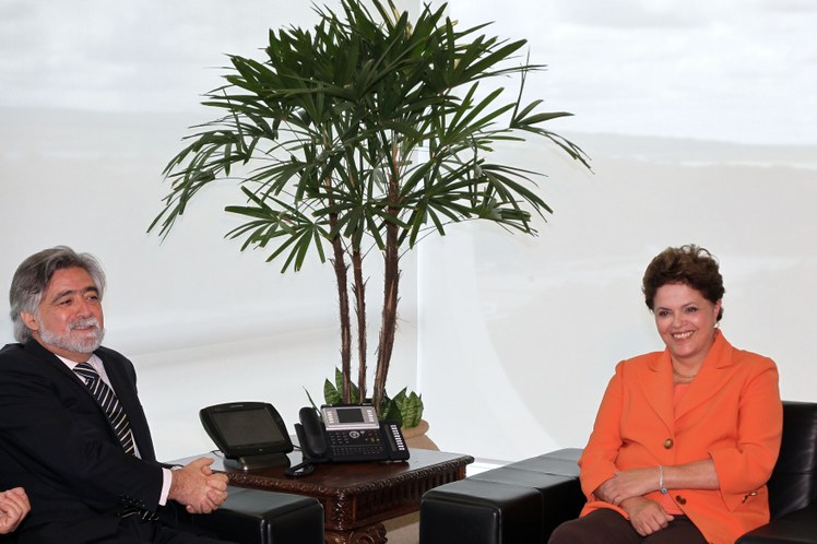 Dilma recebe Luís Amado 3