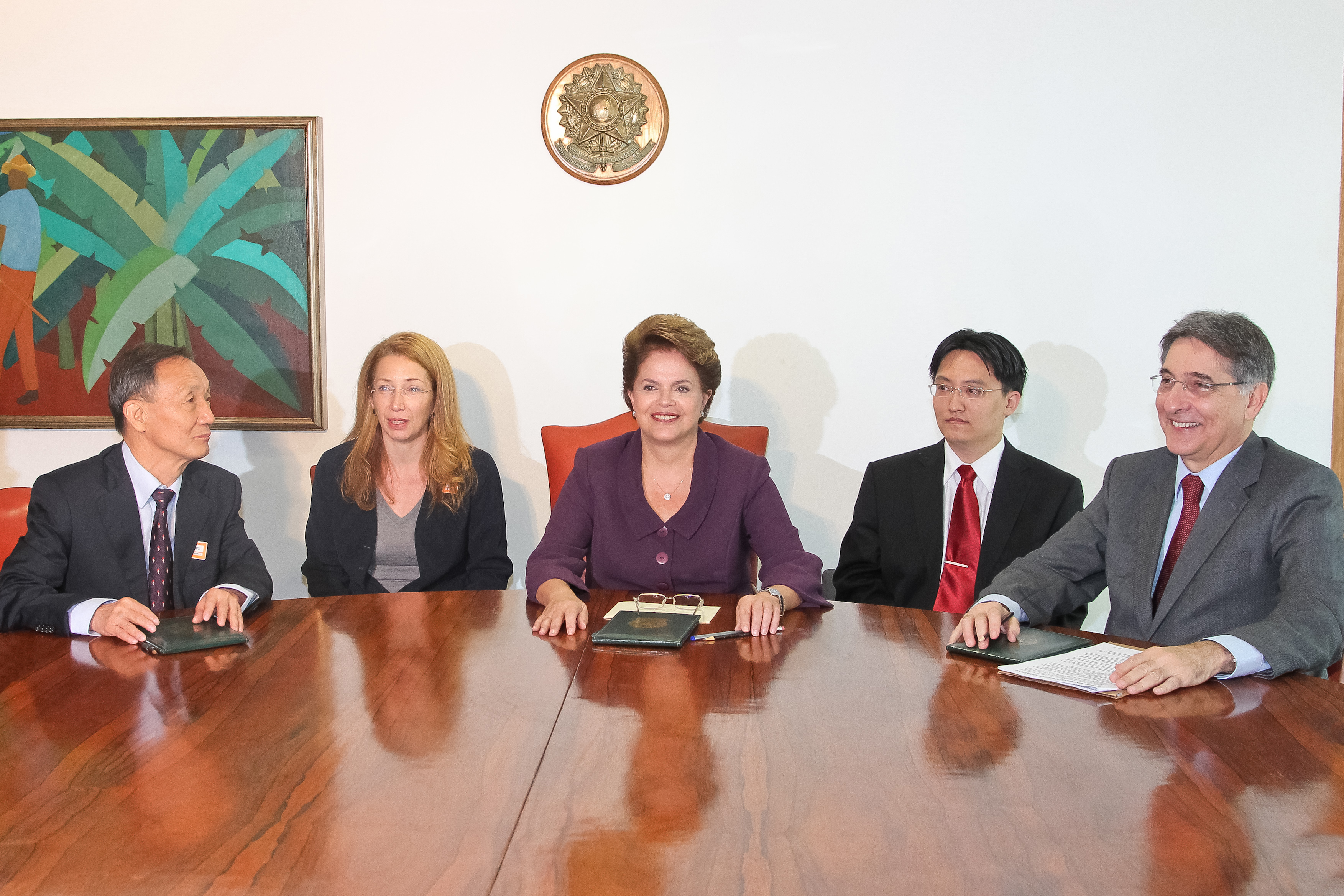 Dilma Rousseff e o presidente da ZTE Corporation, Hou Weigui 2