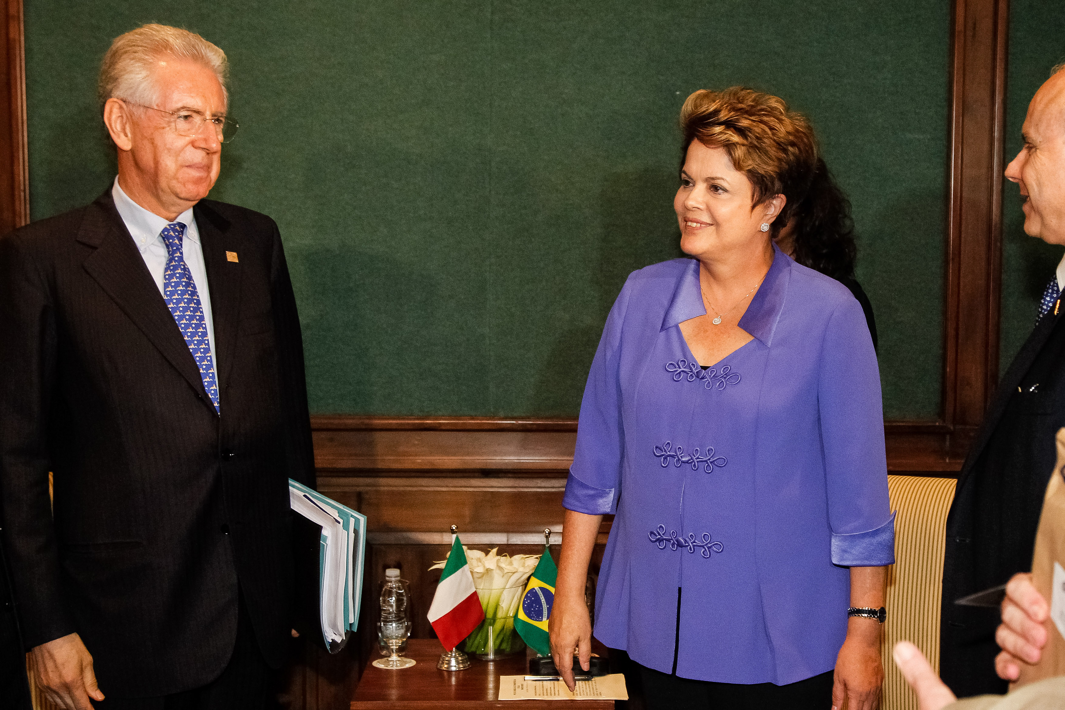 Encontro com o presidente do Conselho de Ministros da República italiana, Mario Monti