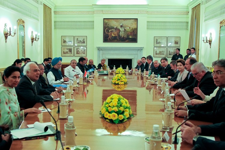 Encontro com o Primeiro-Ministro da Índia, Manmohan Singh - 3