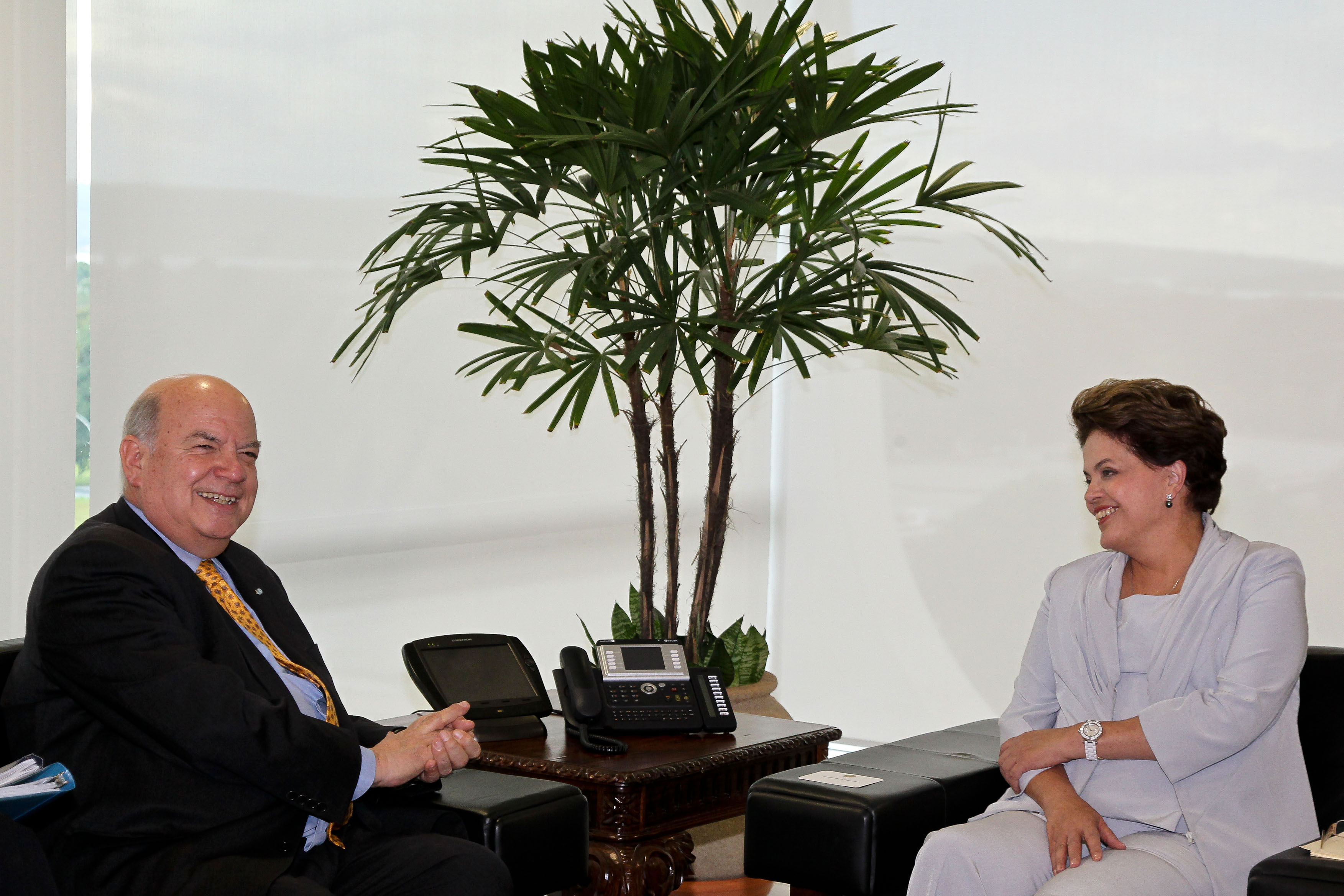 Dilma recebe José Miguel Insulza 4