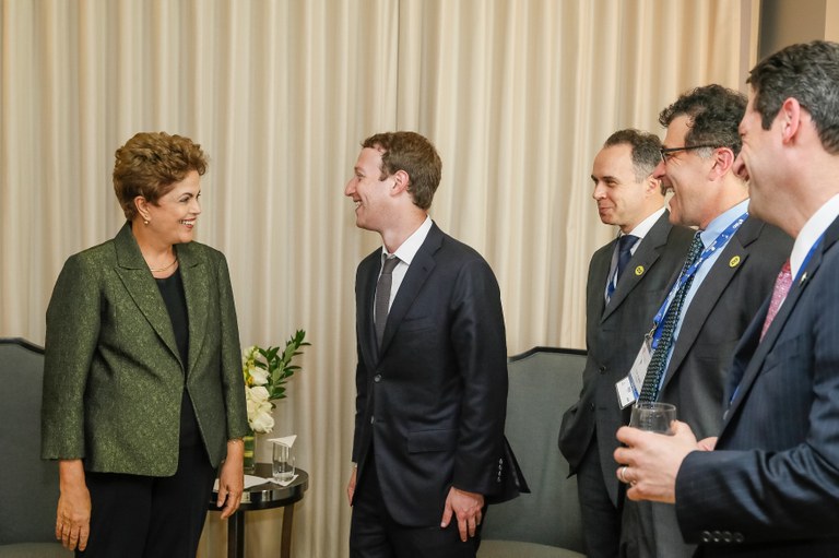 Presidente do Facebook, Mark Zuckerberg - 05