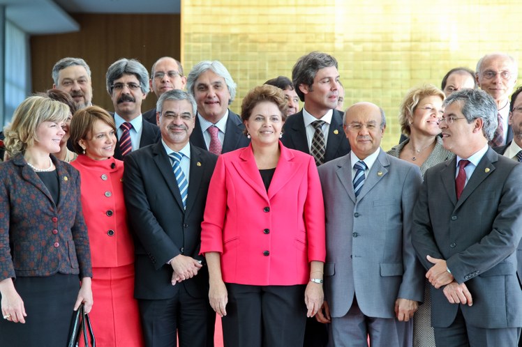 Dilma recebe senadores do PT 5