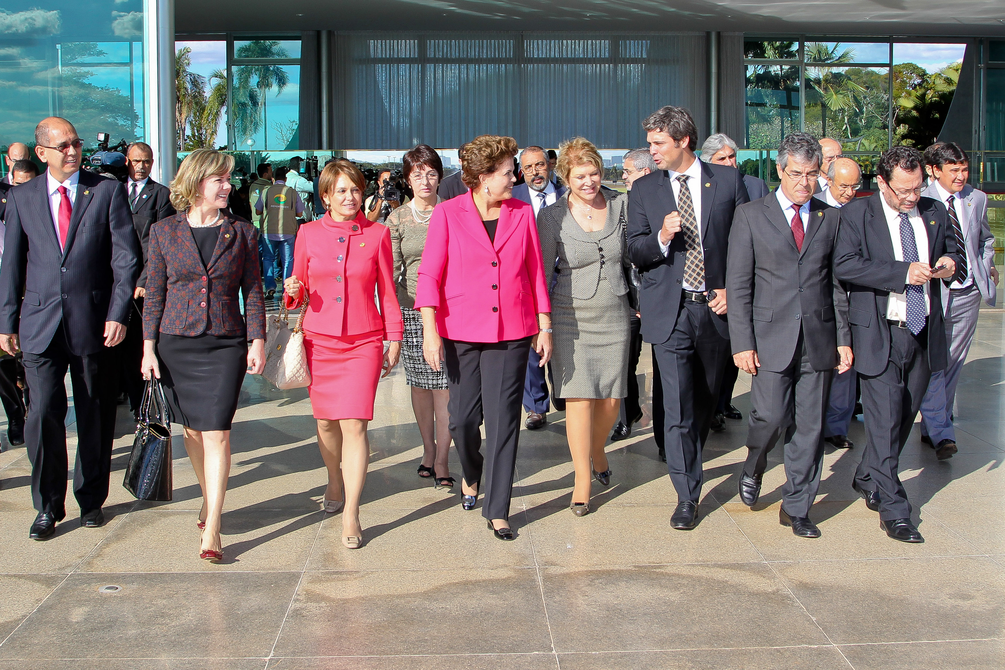 Dilma recebe senadores do PT 3