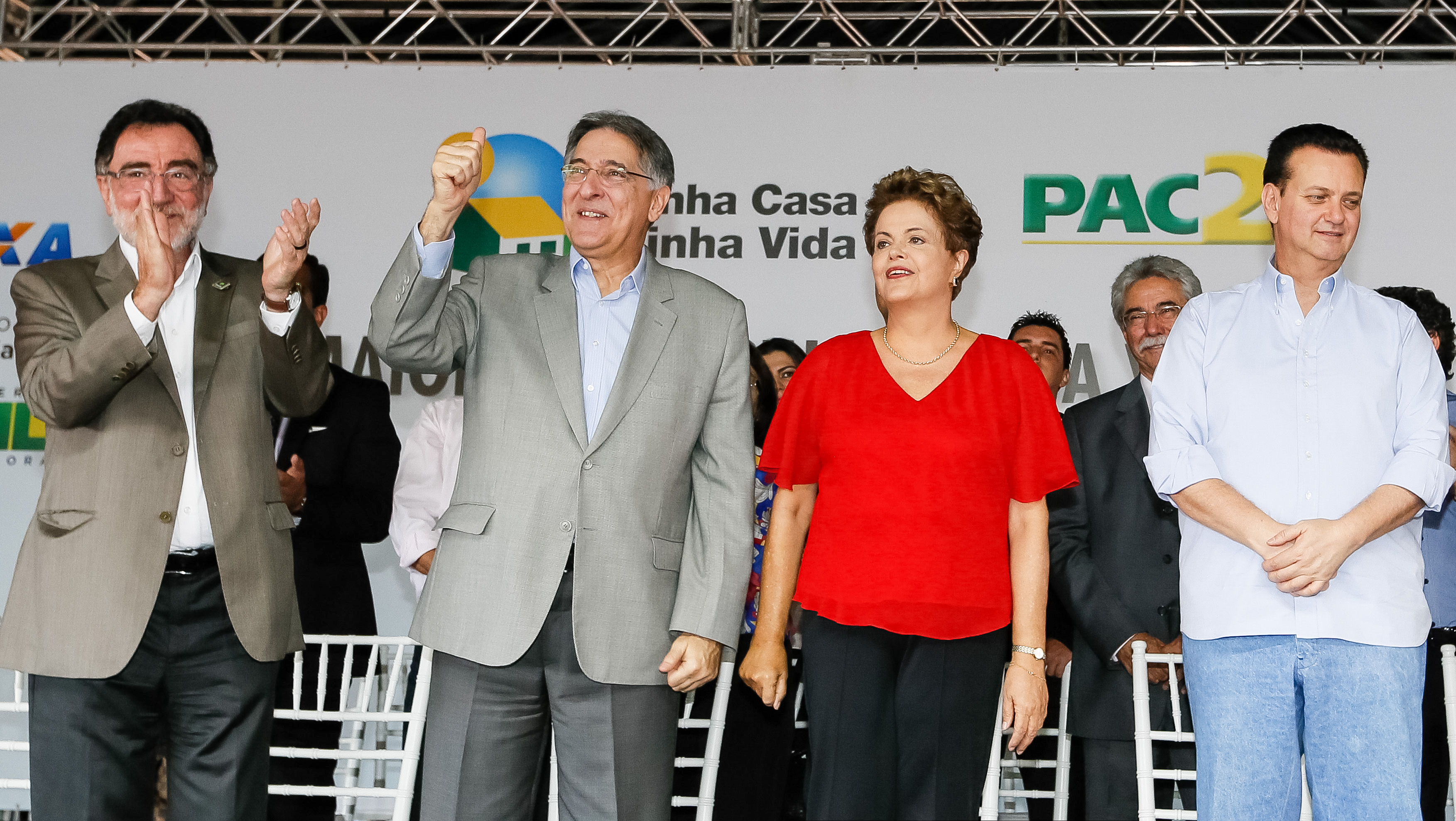 Residenciais Bela Suíça II e III, do Programa Minha Casa Minha Vida - 01