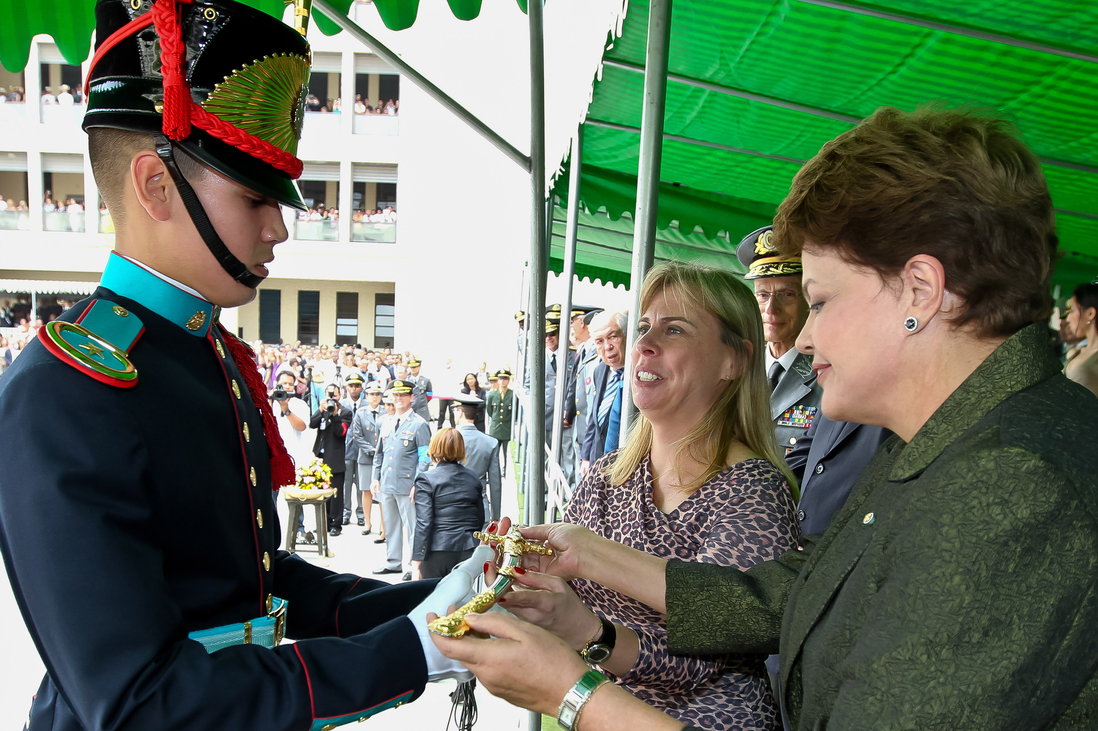 Entrega de espadins na Academia Militar das Agulhas Negras