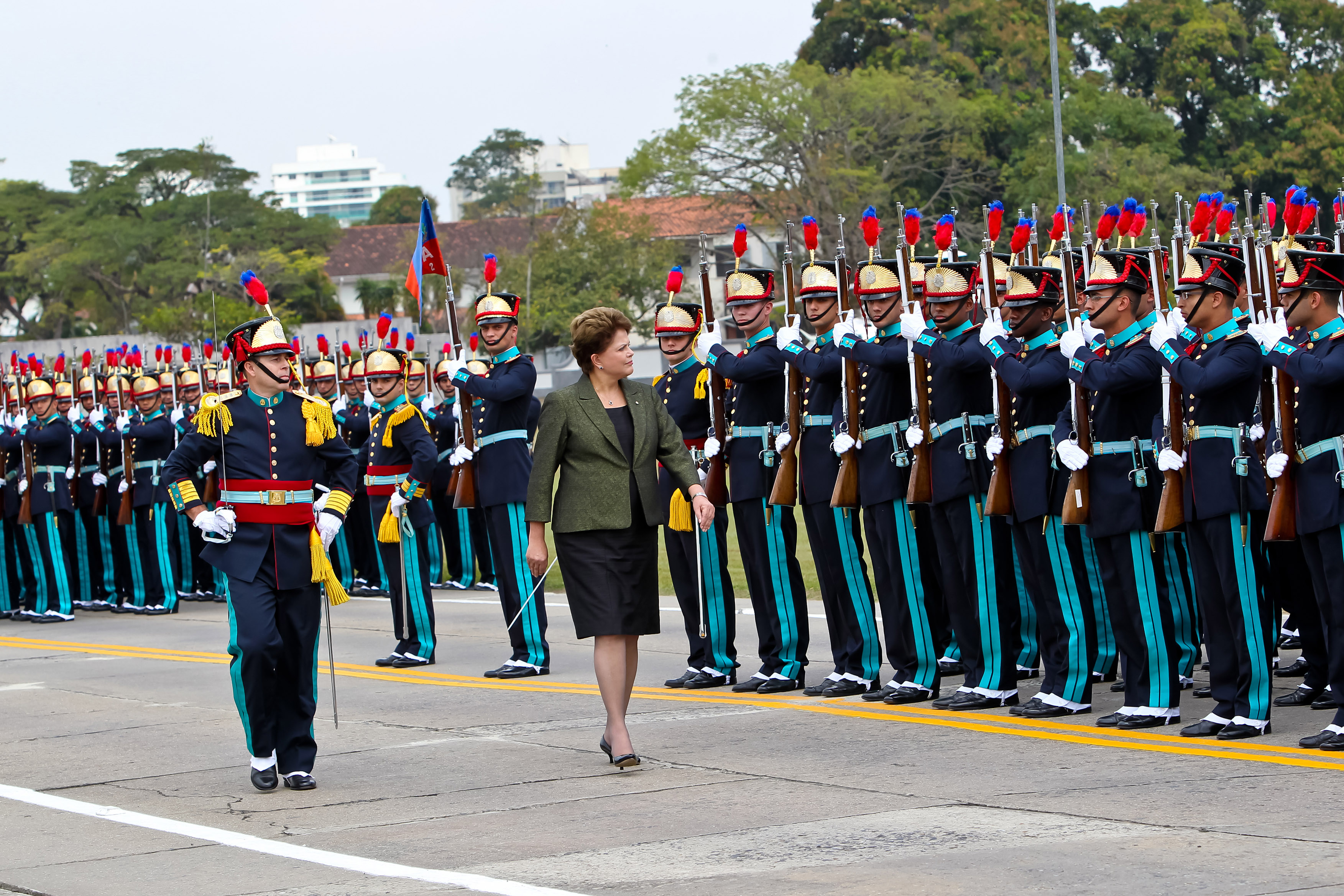 Entrega de espadins na Academia Militar das Agulhas Negras