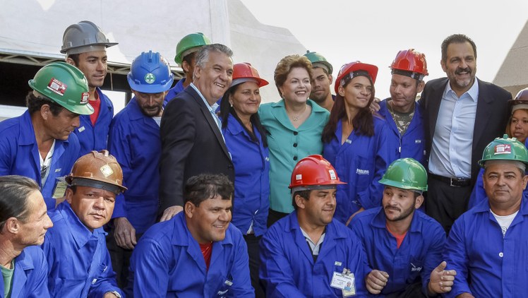 Entrega simultânea de 5.460 unidades habitacionais do programa Minha Casa Minha Vida - 02