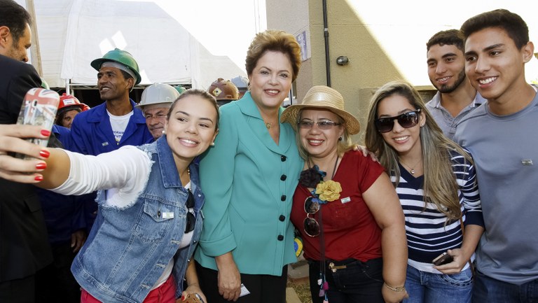 Entrega simultânea de 5.460 unidades habitacionais do programa Minha Casa Minha Vida - 04