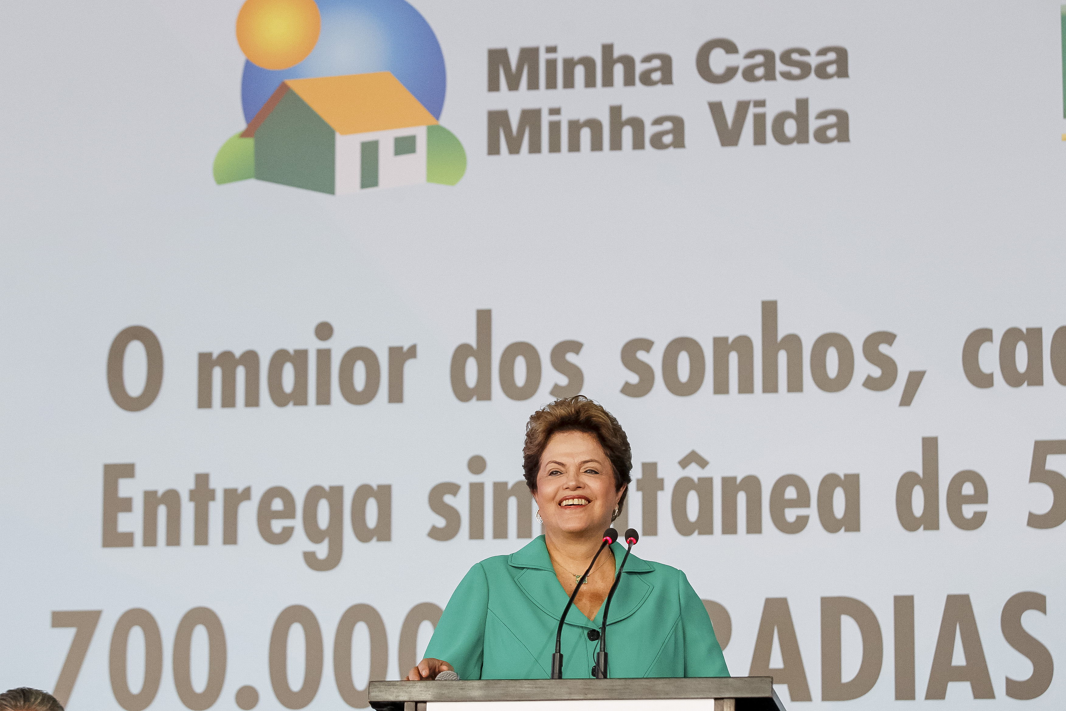 Entrega simultânea de 5.460 unidades habitacionais do programa Minha Casa Minha Vida - 06