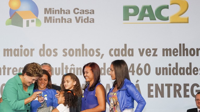 Entrega simultânea de 5.460 unidades habitacionais do programa Minha Casa Minha Vida - 08