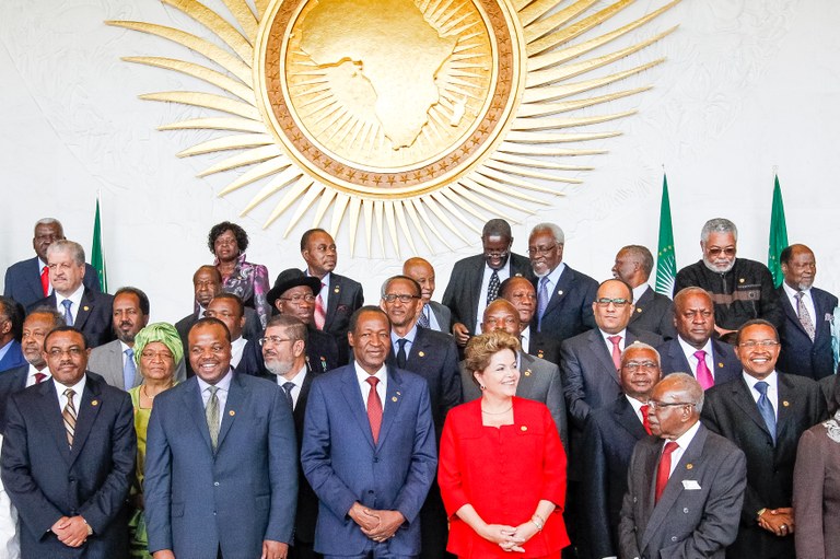 Foto Oficial dos Chefes de Estado e de Governo - 01