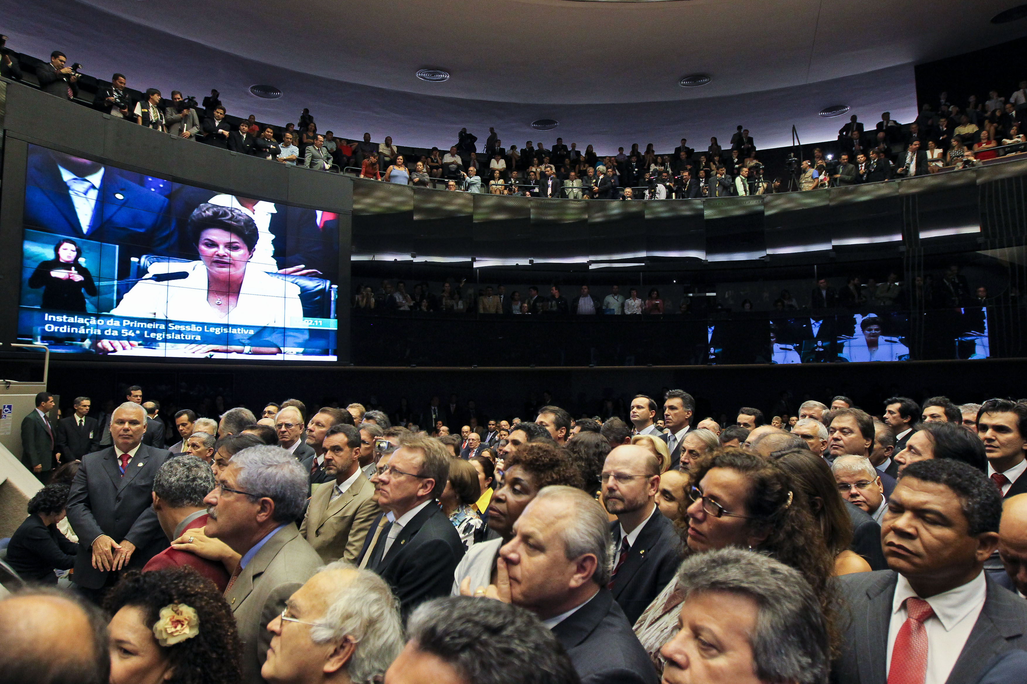 Dilma discursa na  Sessão Legislativa 1