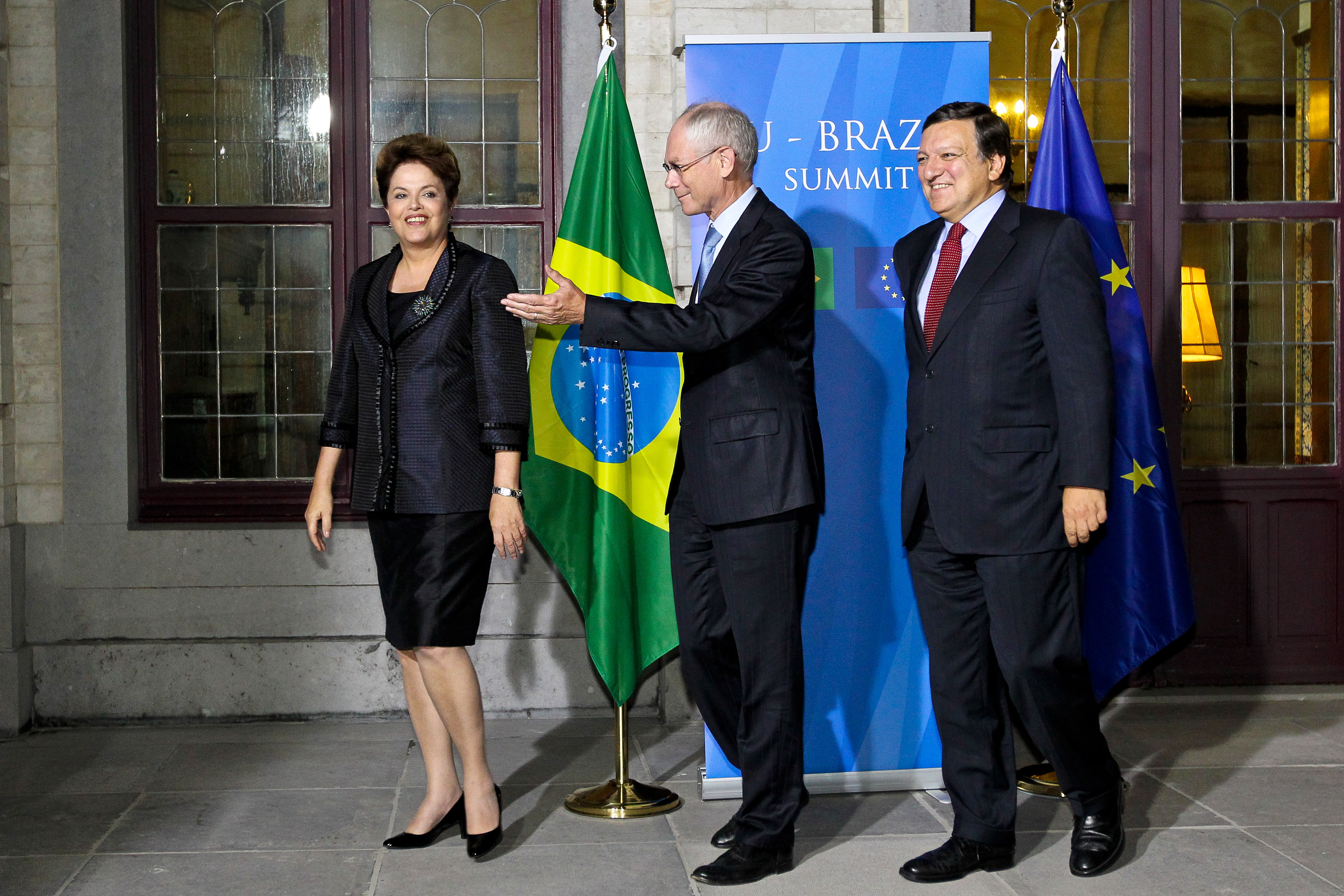 Jantar com presidentes do Conselho Europeu e Comissão Européia 4