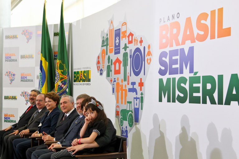 Dilma durante lançamento do Plano Brasil Sem Miséria 2 Dilma durante lançamento do Plano Brasil Sem Miséria 2