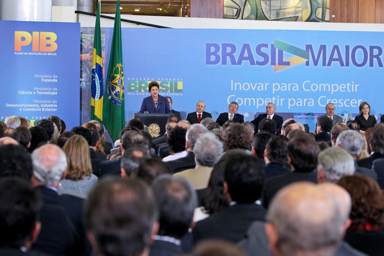 Presidenta Dilma Rousseff discursa durante cerimônia de lançamento 3