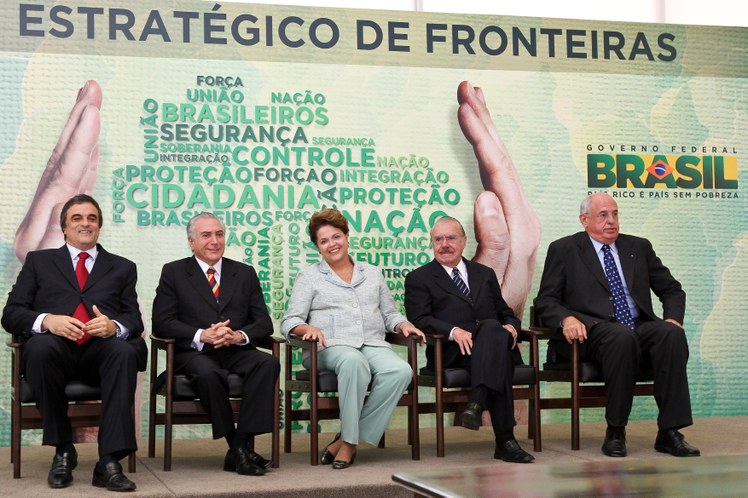 Dilma durante lançamento do Plano Estratégico de Fronteiras 1