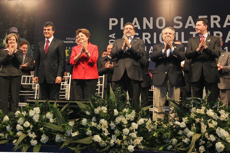 Dilma Rousseff durante lançamento do Plano Safra da Agricultura Familiar 9