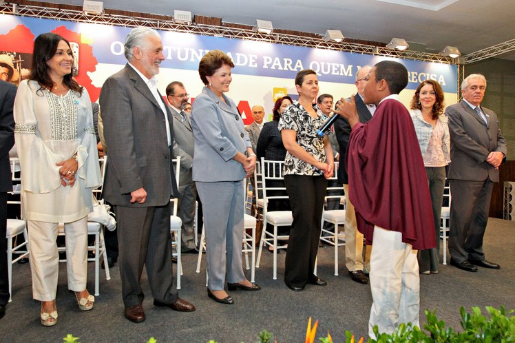 Dilma Rousseff assiste apresentação de Bruno Almeida