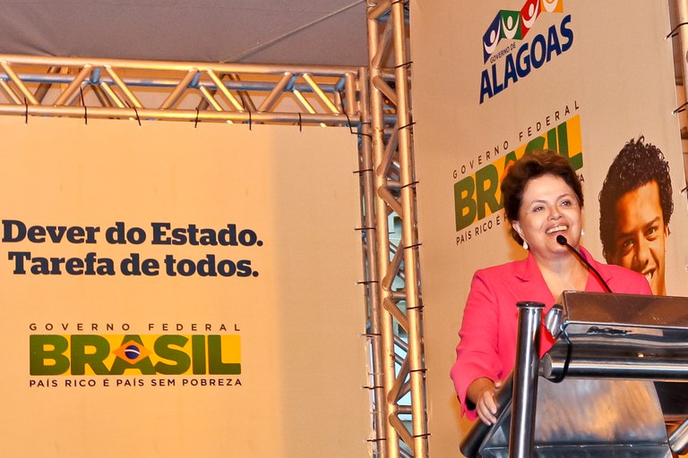 Dilma Rousseff discursa durante cerimônia de lançamento regional Brasil sem Miséria 1