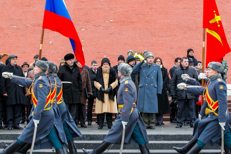 Oferenda floral no túmulo do soldado desconhecido, Jardim de Alexandre, Muralhas do Kremilin - 06