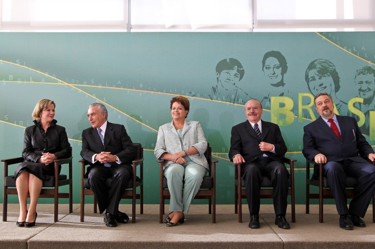 Presidenta Dilma Rousseff em cerimônia de posse da ministra-chefe da Casa Civil da Presidência da República, Gleisi Hoffmann 2 Presidenta Dilma Rousseff em cerimônia de posse da ministra-chefe da Casa Civil da Presidência da República, Gleisi Hoffmann 2