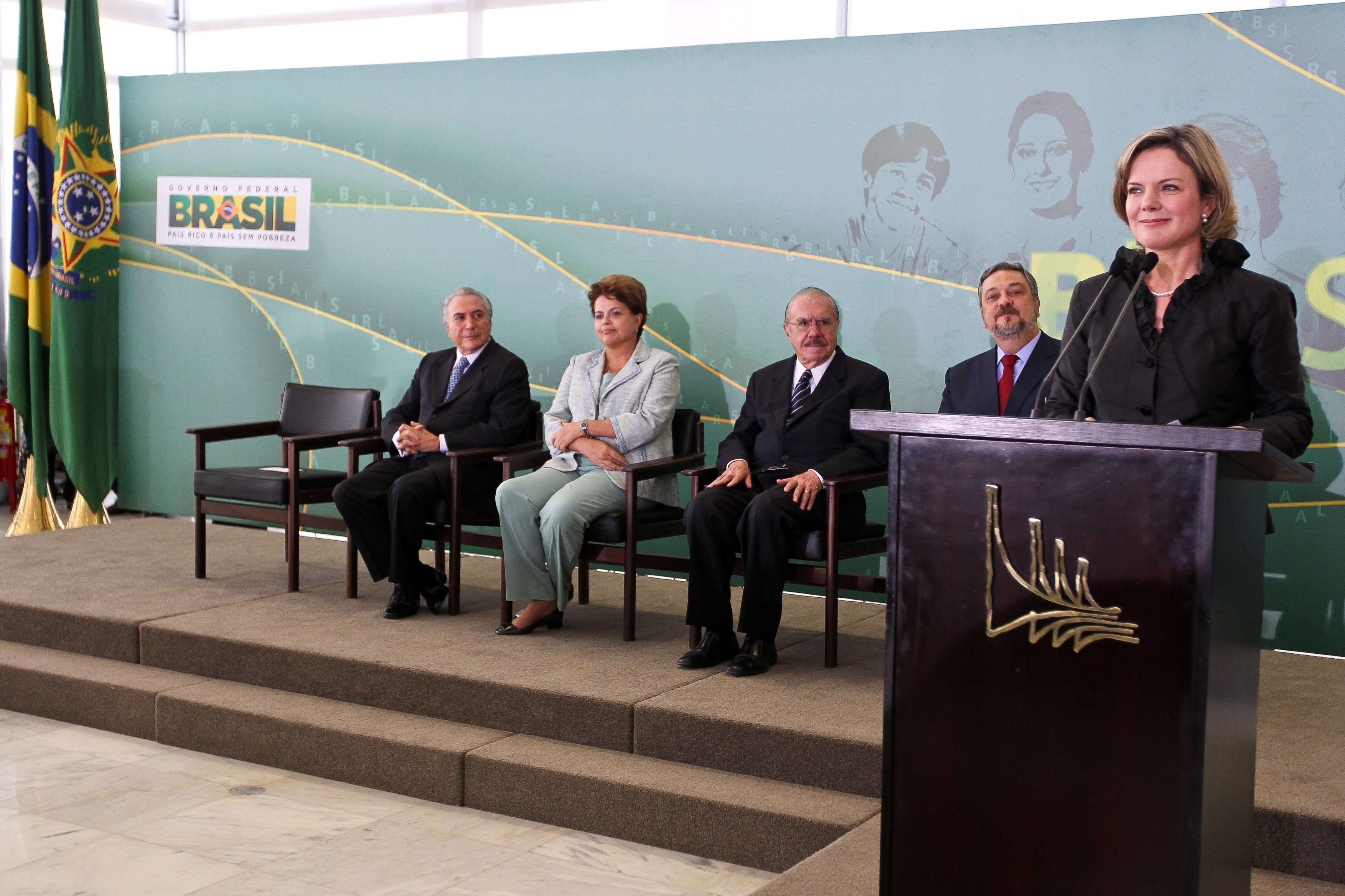 Presidenta Dilma Rousseff em cerimônia de posse da ministra-chefe da Casa Civil da Presidência da República, Gleisi Hoffmann 1