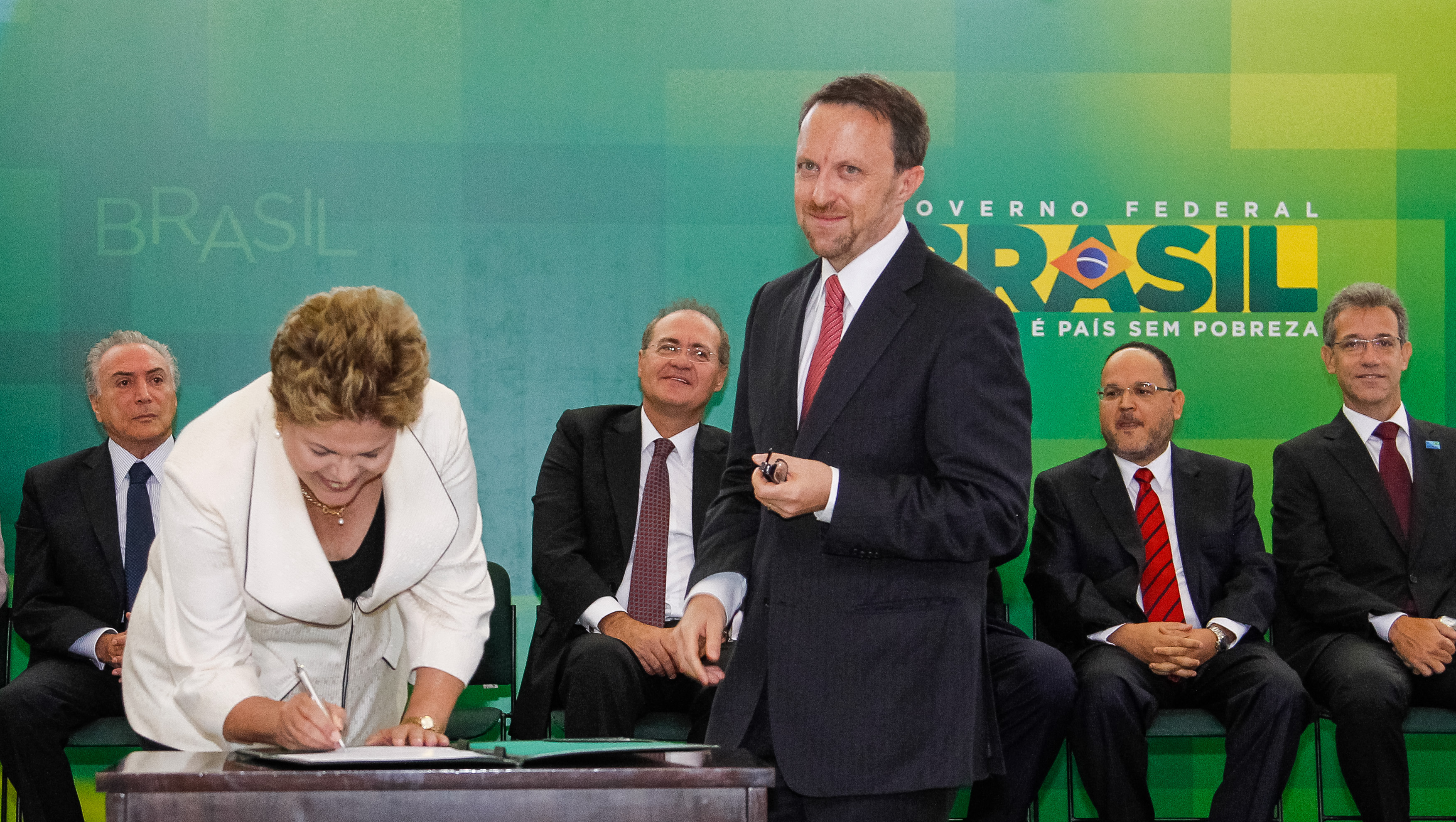 Posse dos novos Ministros de Estado da Casa Civil, da Educação, da Saúde e da Secretaria de Comunicação Social - 05