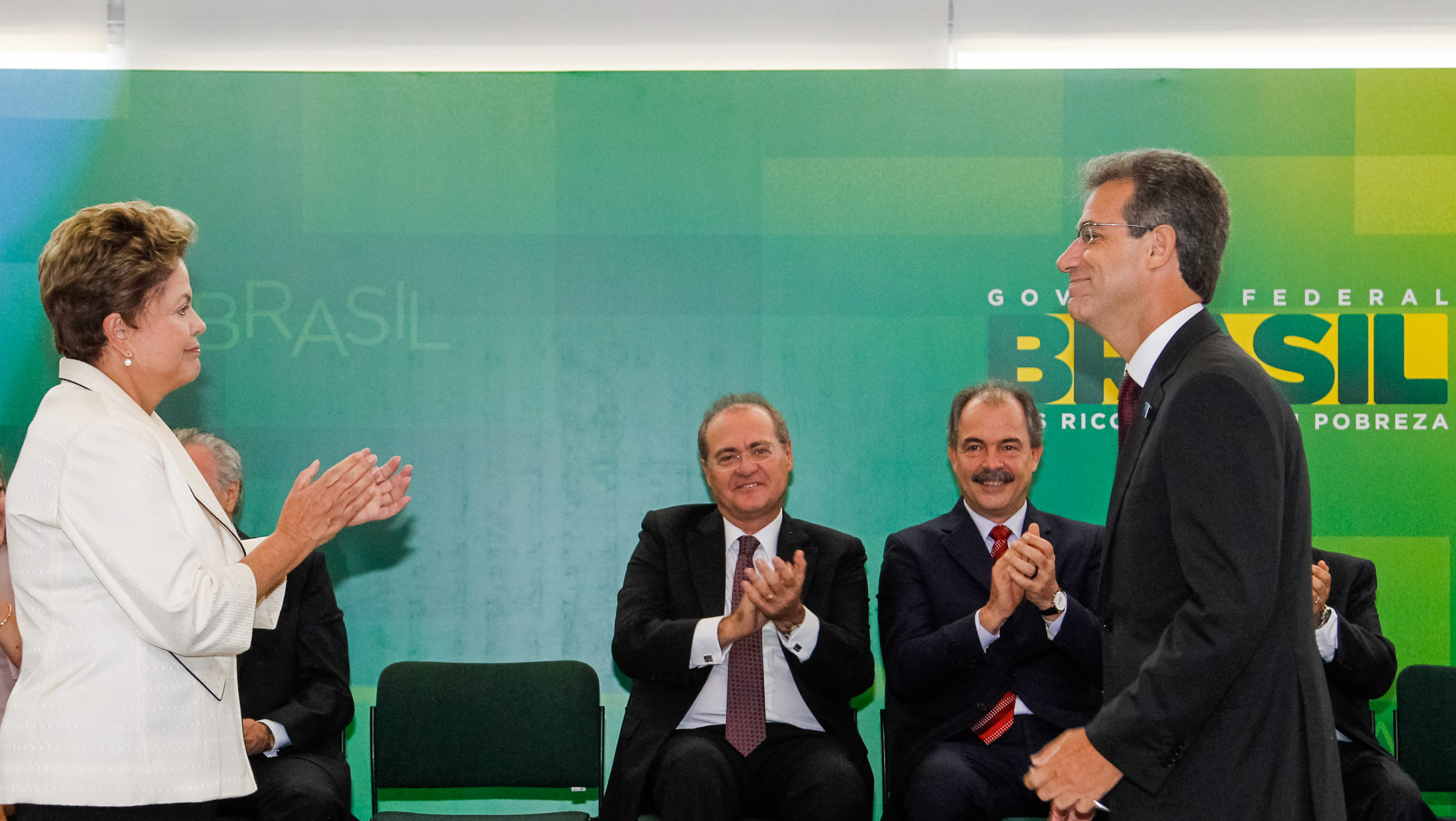 Posse dos novos Ministros de Estado da Casa Civil, da Educação, da Saúde e da Secretaria de Comunicação Social - 04