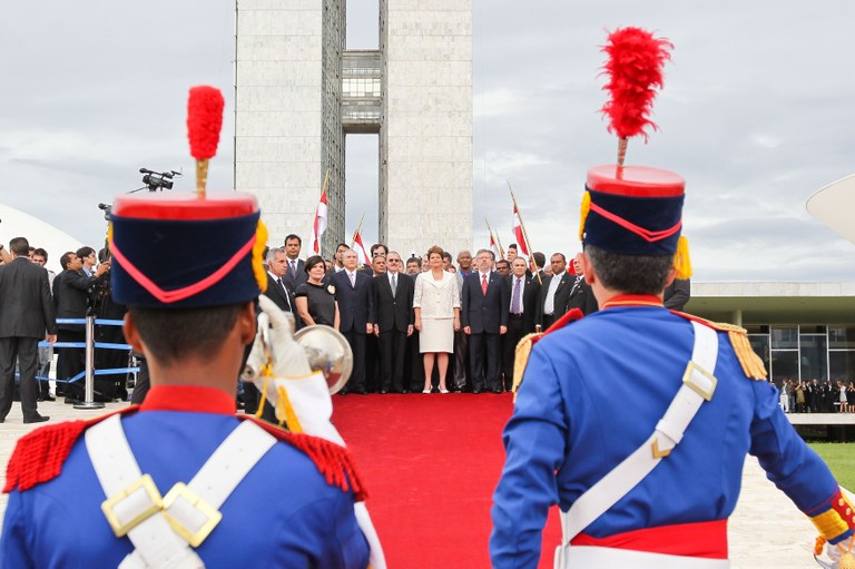 Presidenta Dilma Rousseff e o vice-presidente, Michel Temer, durante cerimônia no Congresso Nacional 1