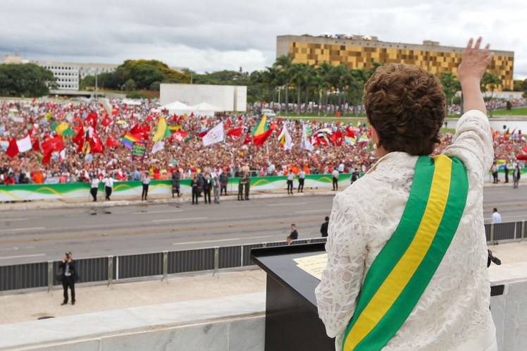 Presidenta Dilma Rousseff discursa no parlatório após receber faixa presidencial 1