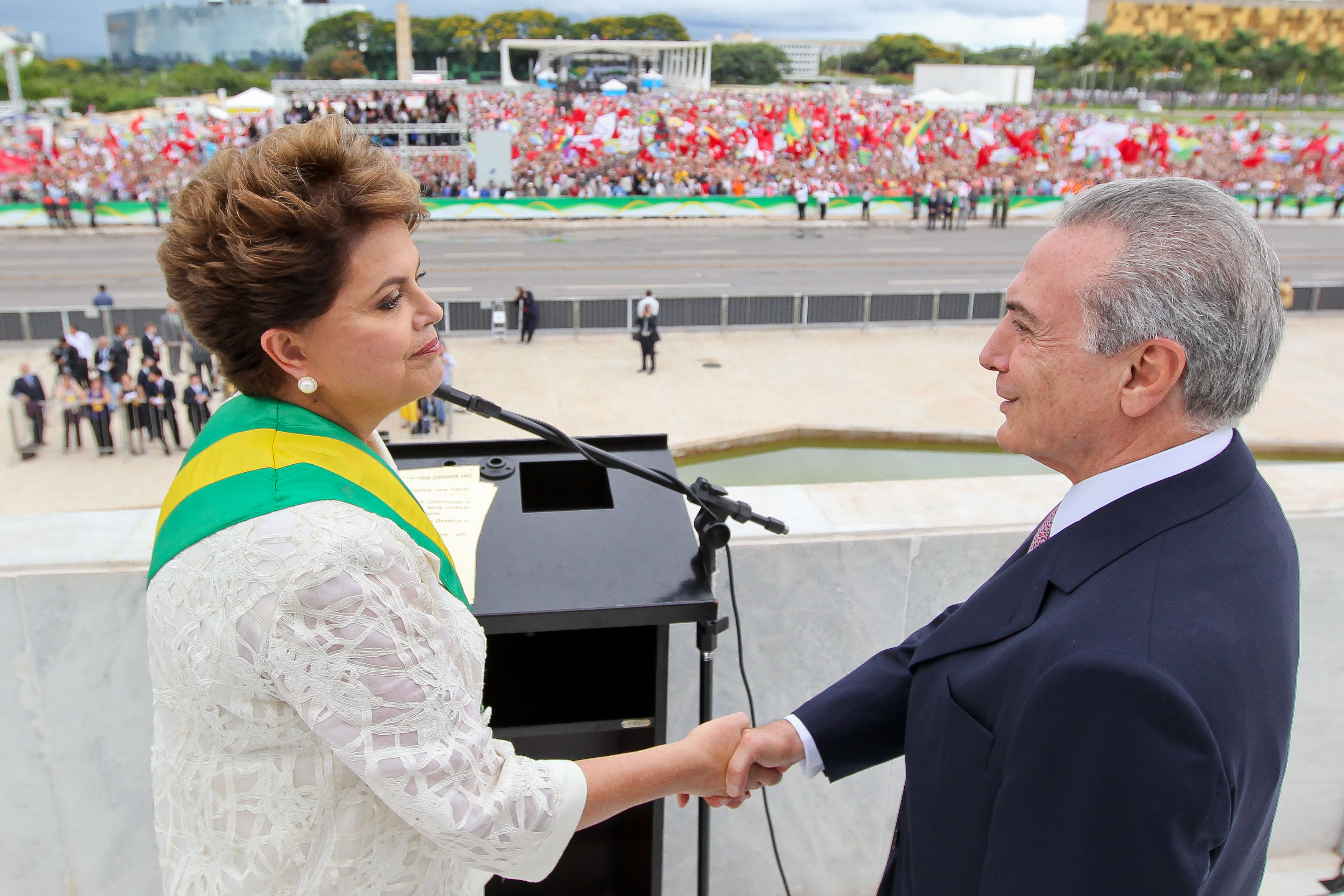 Presidenta Dilma Rousseff e o vice-presidente Michel Temer no parlatório do Palácio do Planalto
