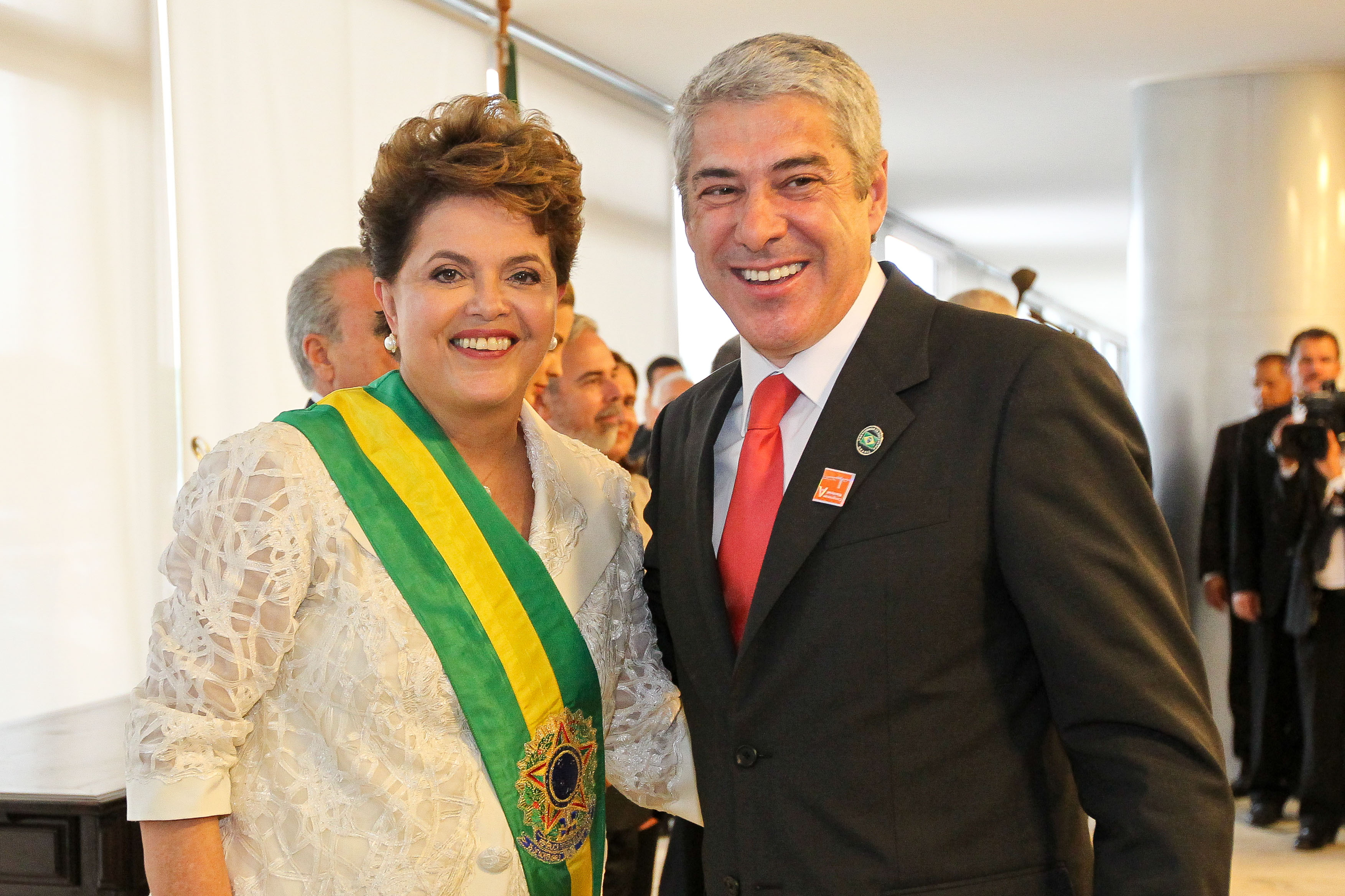 Presidenta Dilma recebe os cumprimentos do primeiro-ministro de Portugal, José Sócrates