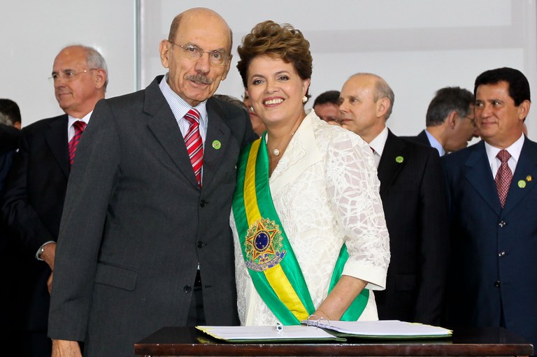Presidenta Dilma empossa o ministro-chefe da Controladoria-Geral da União, Jorge Hage Sobrinho