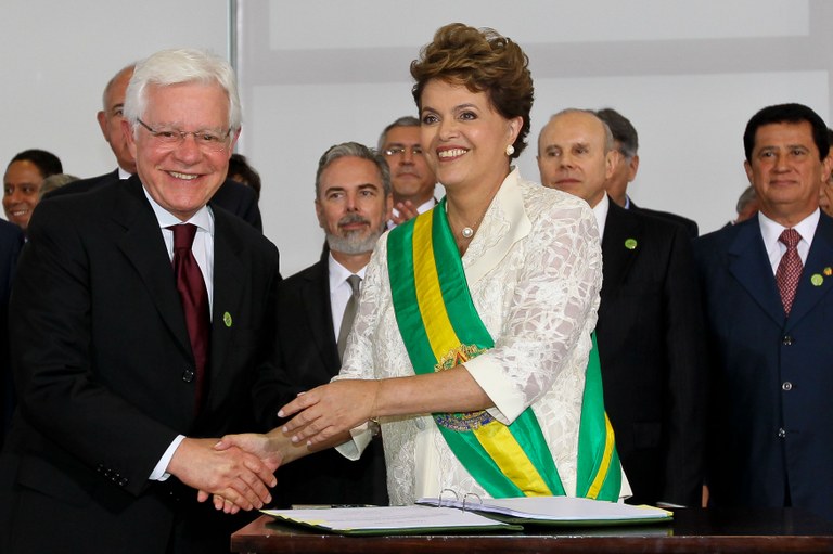Presidenta Dilma empossa o ministro-chefe da Secretaria de Assuntos Estratégicos da Presidência da República, Moreira Franco Presidenta Dilma empossa o ministro-chefe da Secretaria de Assuntos Estratégicos da Presidência da República, Moreira Franco