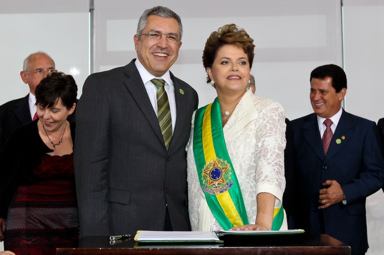 Presidenta Dilma Rousseff empossa o ministro da Saúde, Alexandre Padilha
