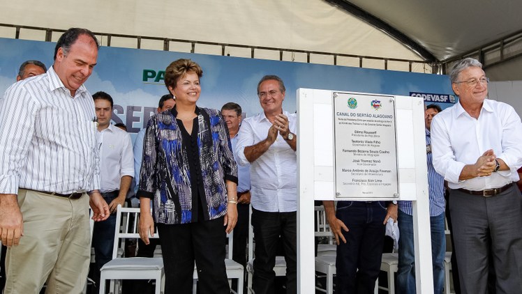 Cerimônia alusiva à visita ao Canal do Sertão Alagoano, no município de Água Branca - 08