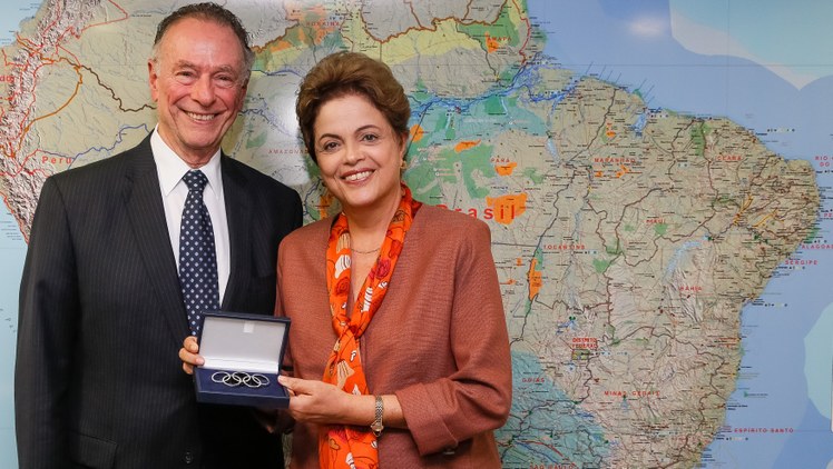 Presidente do Comitê Organizador dos Jogos Olímpicos - 01