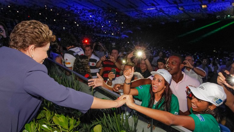 Primeiro jogo-teste de futebol no Estádio Mário Filho - Maracanã - 01