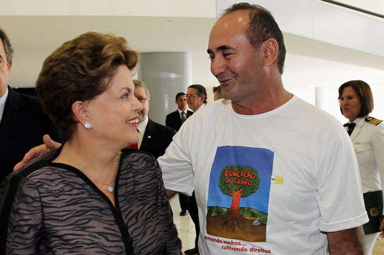 Programa Nacional de Educação no Campo - PRONACAMPO 01