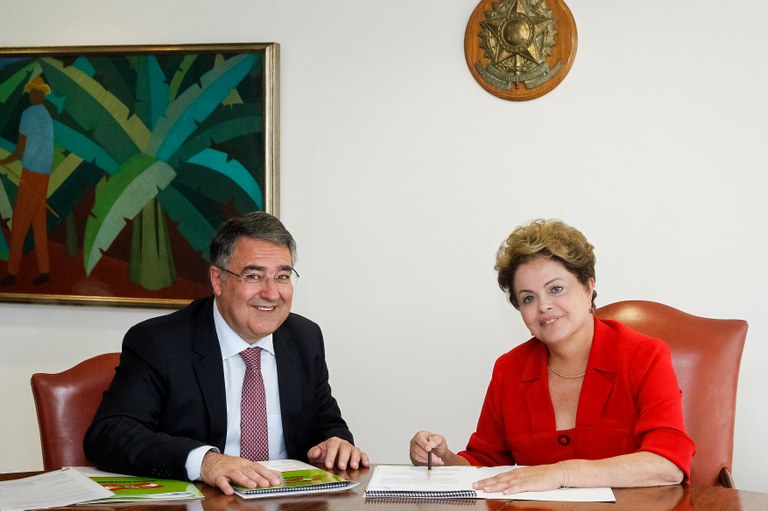 Raimundo Colombo, Governador do estado de Santa Catarina - 02