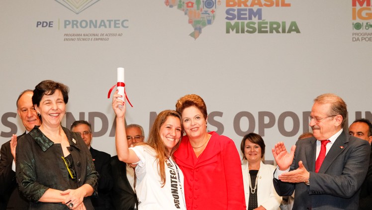 Repactuação do programa Brasil sem Miséria com o RS  Mais Igual e formatura do Programa Nacional de Acesso ao Ensino Técnico e Emprego (Pronatec) - 03