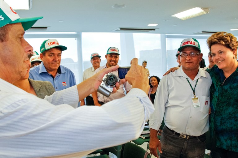 Representantes da Confederação Nacional dos Trabalhadores na  Agricultura (Contag) - 02